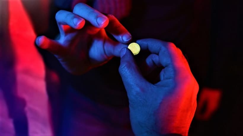 Длительное употребление экстази: влияние на мозг, сердце, психику и риск зависимости