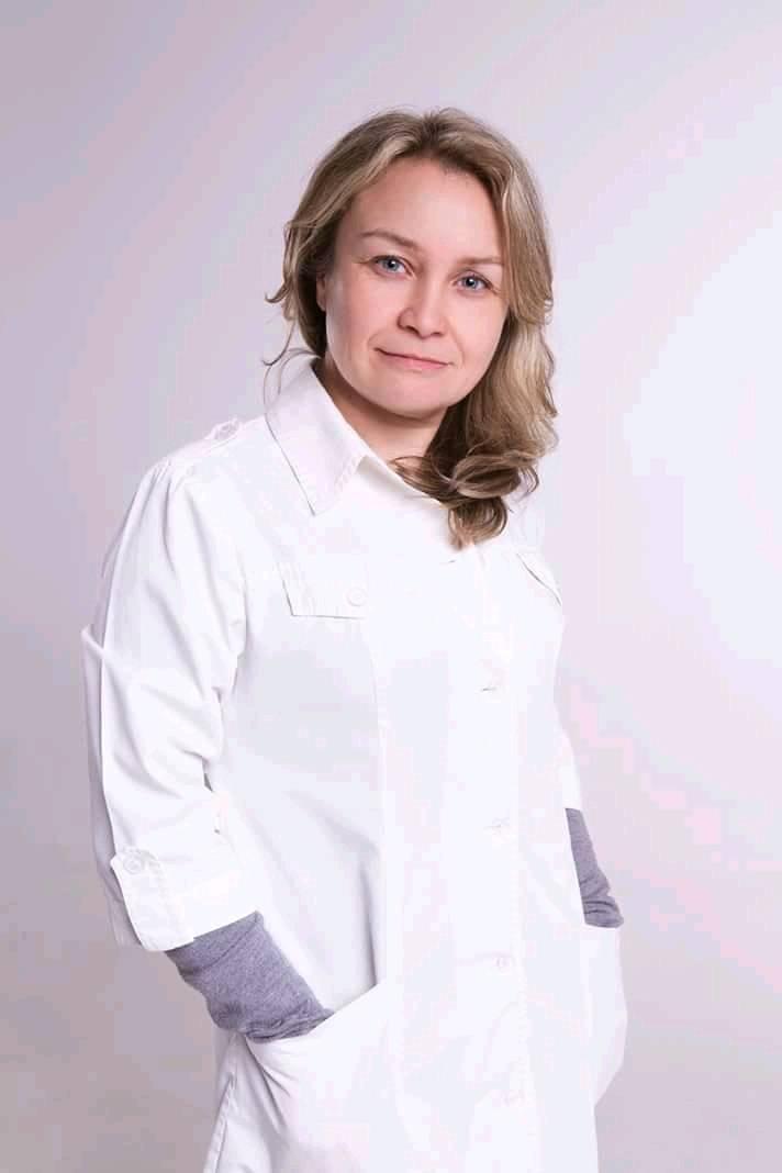 Лікар клініки